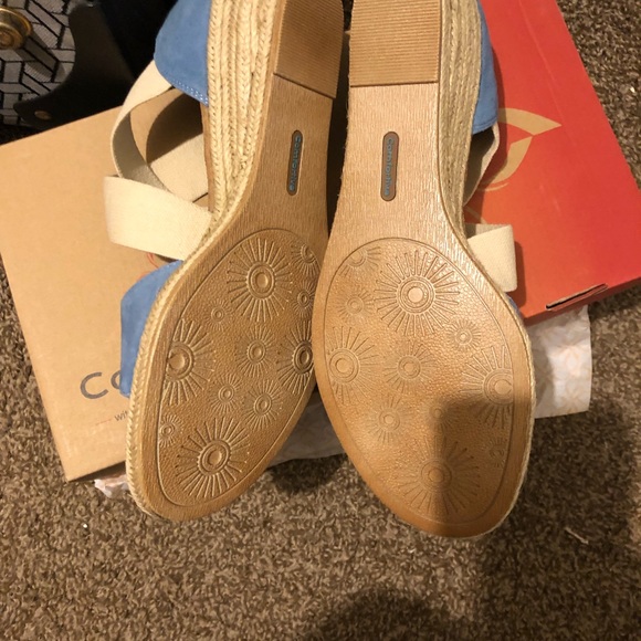 Comfortiva Womens brye Open Toe Casual Slide - Picture 6 of 11